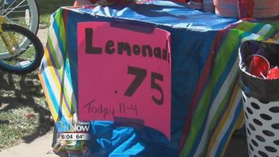 Lima supports little girl's lemonade stand