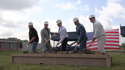 Air-tow Trailers holds groundbreaking for Wapakoneta expansion