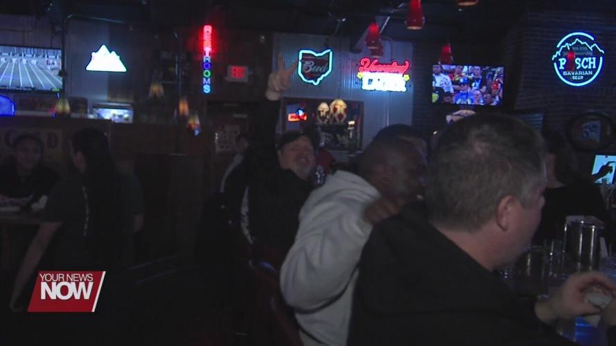 Bengals fans pack Beer Barrel in Lima to watch the Super Bowl