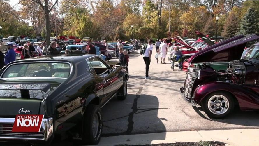 Hundreds hit the Miami Erie Canal Towpath trial to Walk with Nature