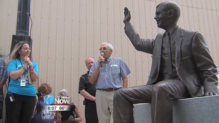 Armstrong Statue unveiled in downtown Wapakoneta 1.jpg