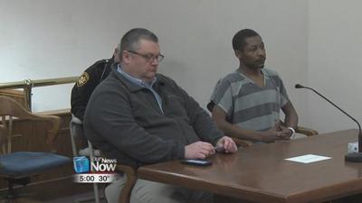 Man involved in Waffle House fight also charged with aggravated robbery