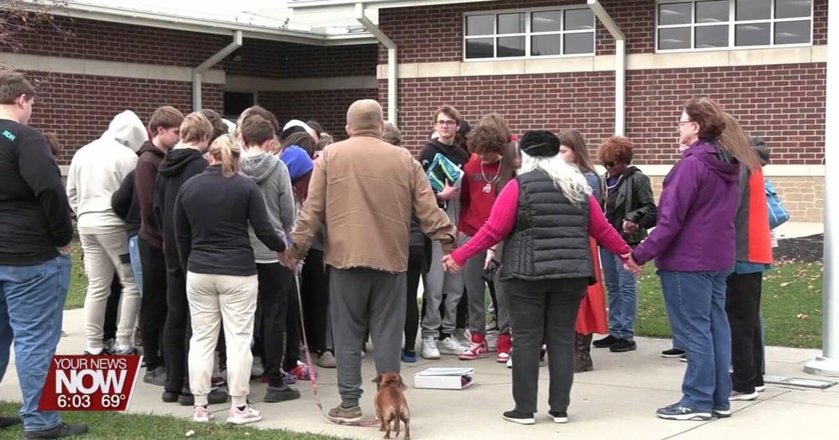 Group Of Elida High School Students Stage Walkout Amid Bathroom group-of-elida-high-school-students-stage-walkout-amid-bathroom