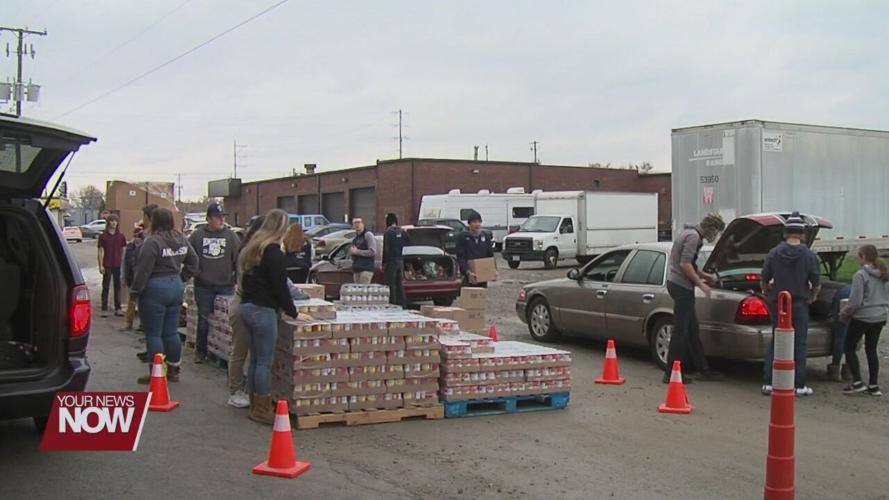 Local students help out at West Ohio Food Bank