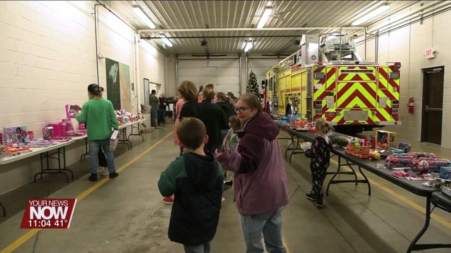 Kids of Russells Point see Santa ride through their neighborhoods