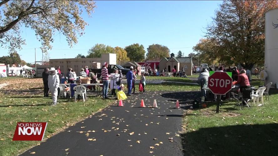 Lima Police and Noon Optimists join forces for combined Trunk and Treat