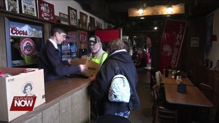 Com_UNITY Ministries distributes food collected during recent drive