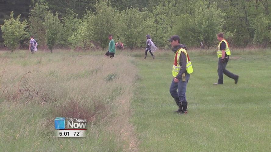 900 volunteers show up in Ft. Jennings to search for 5-year-old Isaac Schroeder