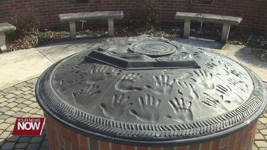 Circle of Remembrance held at Bluffton University to remember those lost in 2007 crash