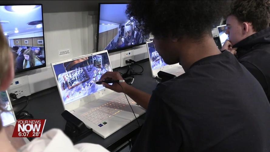 Elida FFA students check out 3D tech and drone technology thanks to "Rhodes in Motion" lab