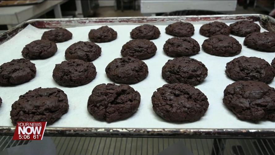 2024 Chocolate Walk treats shoppers with sweets in downtown Bluffton