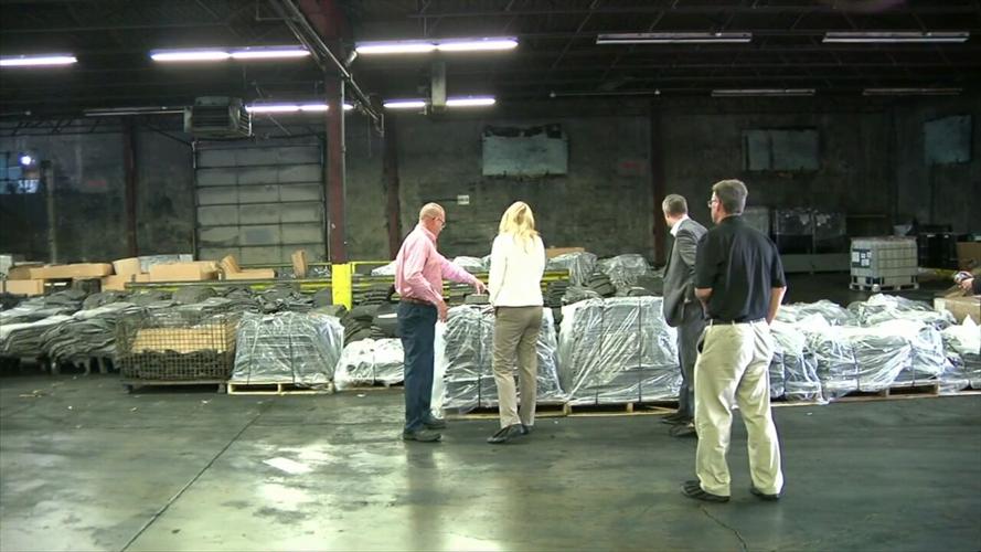 Buckeye Rubber Products welcomes director of Ohio Department of Development for tour