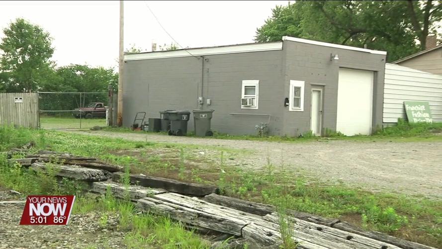 Shooting late Wednesday night injures one woman on E. North Street