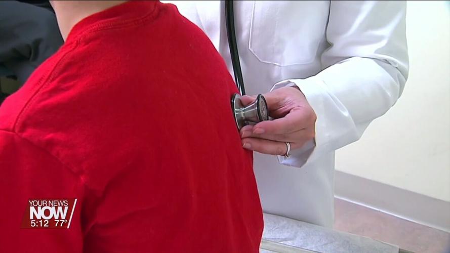 Doctor provides advice on how to tell if a child's sports injury is more serious than it looks