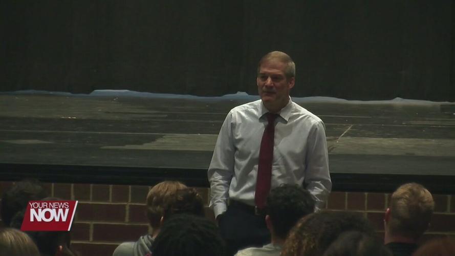 Jordan speaks to Elida students and about the investigation into Facebook and Twitter