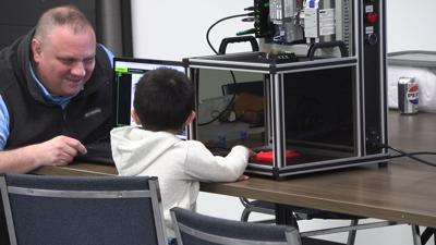 Lightbulb Lab Inspires Lima area youth through hands-on tech activities