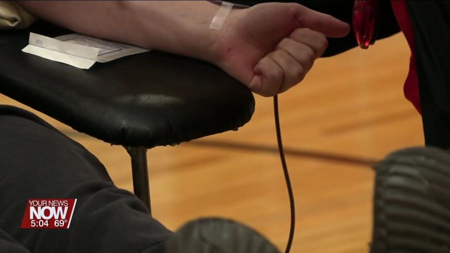 Elida FFA rolls up their sleeves to donate blood