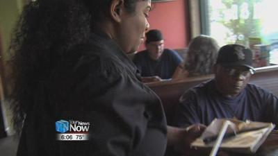 Hard-working single mother gets an unexpected generous tip