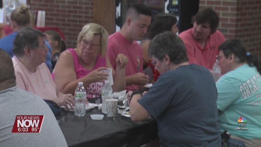 Breakfast benefit helps raise money for Maplewood custodian