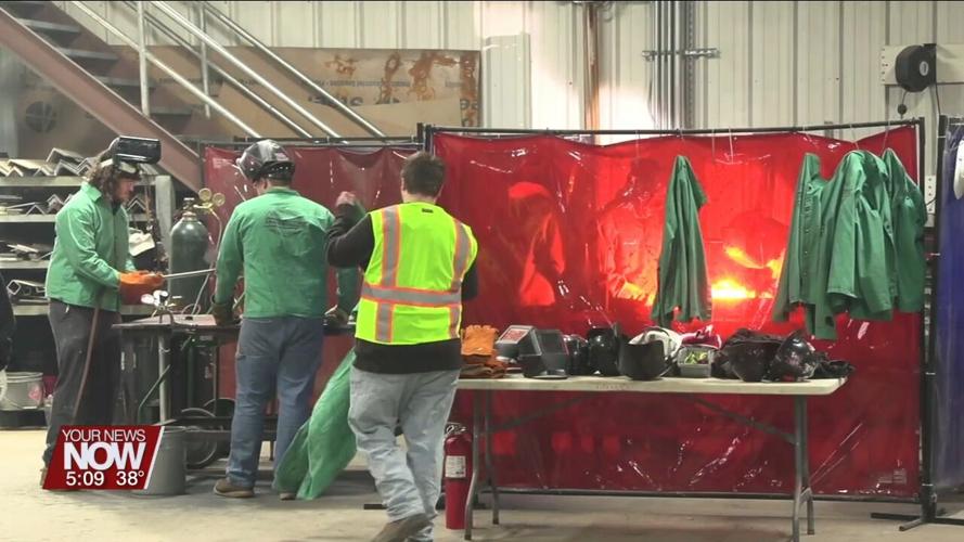 Tuttle Construction shares their trade skills with Vantage Career Center students