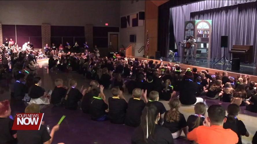 Leipsic Elementary wraps up "Right to Read" week with country music performance by alum Wes Garcia