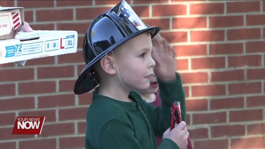 Shawnee Twp. Fire Dept. and Domino's help promote fire safety during pizza deliveries