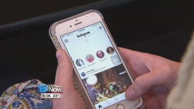 Study: average person can't go ten minutes without checking cell phone