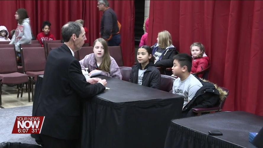 Elida 5th graders get to experience a mock case in Allen County