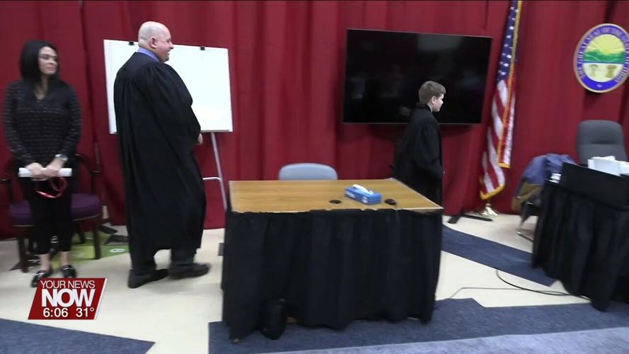 Elida 5th graders get to experience a mock case in Allen County
