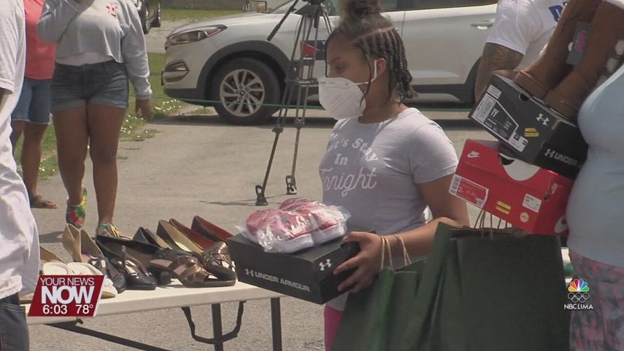 Free shoes for the new school year given out in Lima