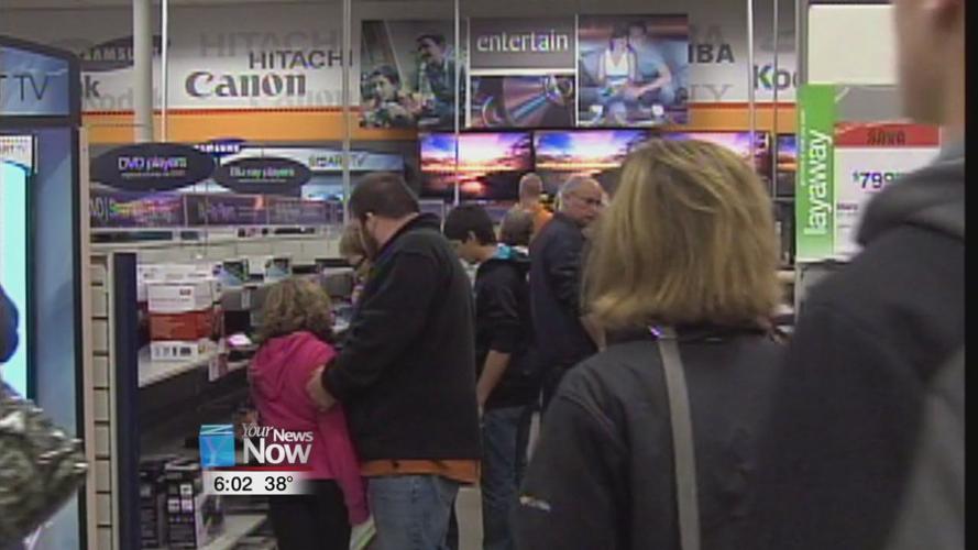 Shopping in-store or online, these are the tips you need to stay safe1.jpg