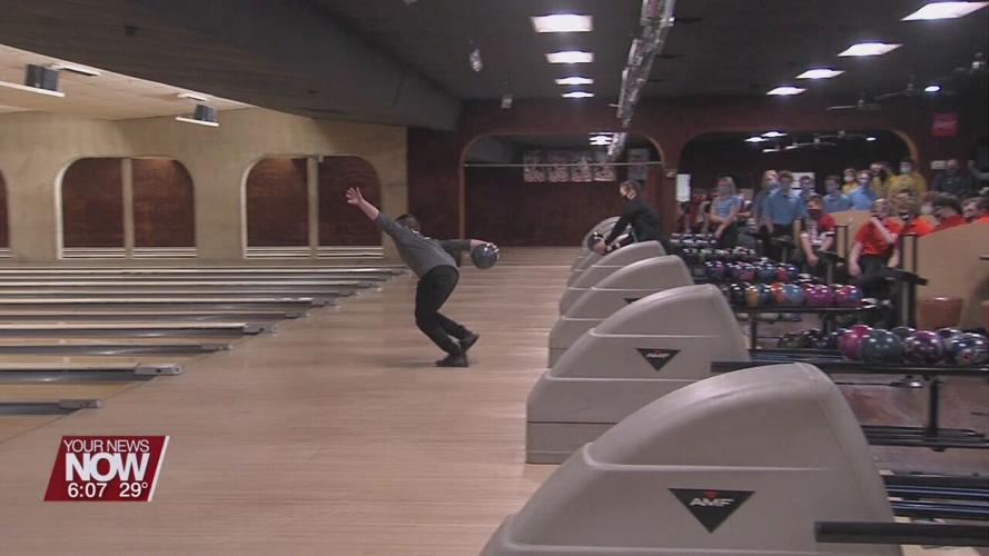 Lima Senior HS bowling team honors late coach in renamed tournament