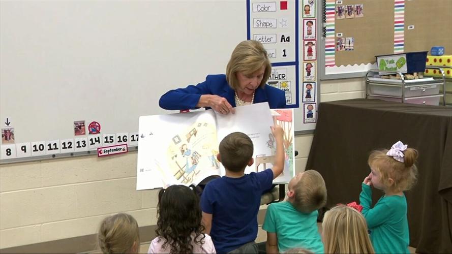 Fran DeWine reads to Wapakoneta students while promoting Dolly Parton's Imagination Library