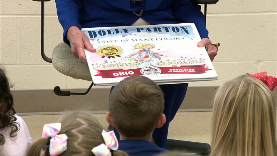 Fran DeWine reads to Wapakoneta students while promoting Dolly Parton's Imagination Library