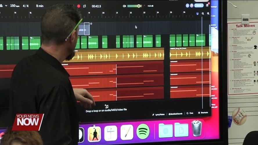 South Science students use sampling techniques to put their own beat on Halloween music