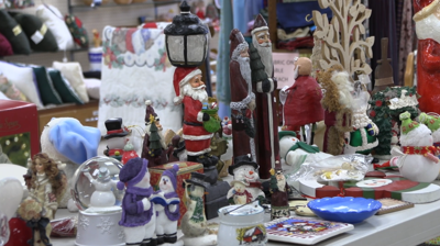 Bluffton Senior Citizens Center hosts annual Christmas garage sale