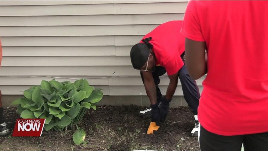 Event gives area youth the chance to learn about Juneteenth while volunteering