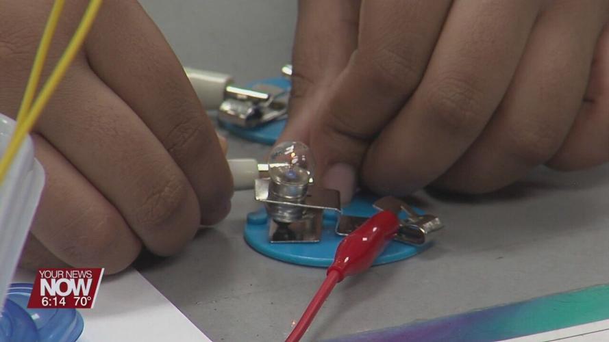 Lima City School students learning about electricity in the classroom 1.jpg