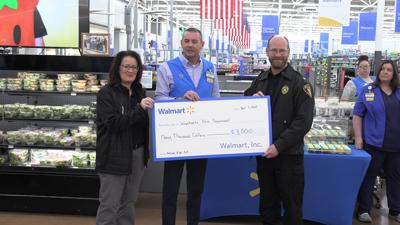 Wapakoneta Walmart marks 20 years of service and community giving