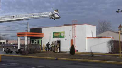 Fire damages Cable Road restaurant Monday morning