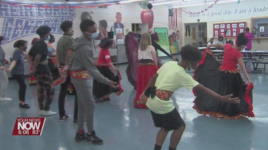Dancing & acting lessons in Youth for Change session