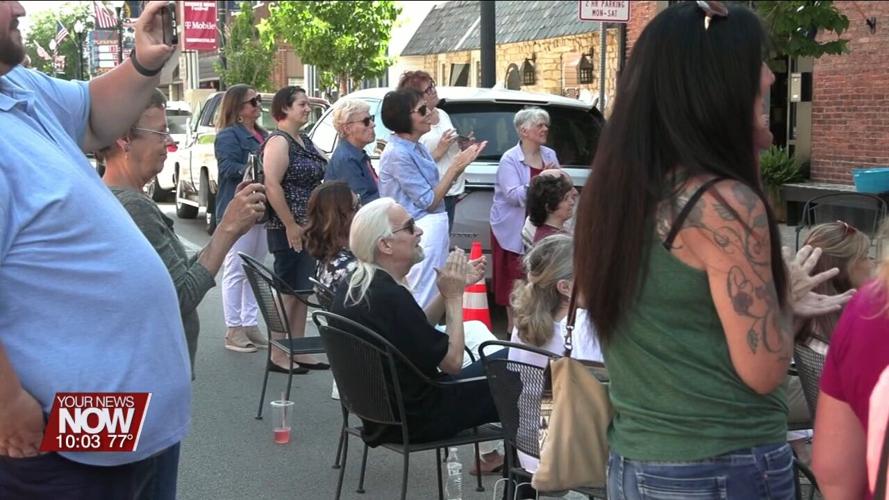 Newly unveiled mural in kicks off beginning of "Artist