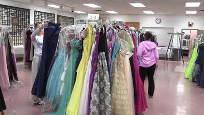 Lima Kiwanis helps local girls find free prom dresses at Divas Den