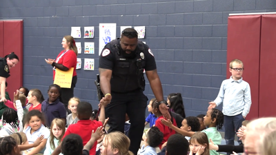 Lima City Schools students thank police officers with cards, cookies, and dance party