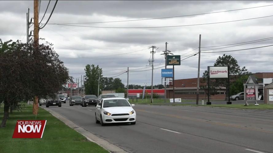 Lima Rotary learns about the issue of "Urban Sprawl"
