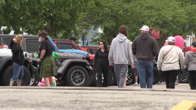 Cridersville Food Truck Festival and Jeep Invasion draws crowds, supports fire department