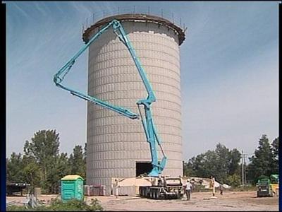 New water tower being built in Lima