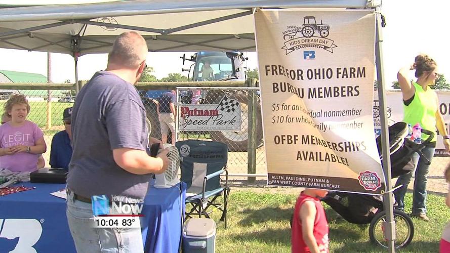 Kids get the opportunity to drive a tractor at the Putnam County Fair 1.jpg