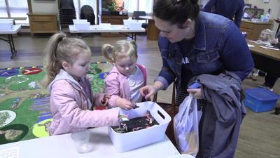 Johnny Appleseed Park District program connects preschoolers with nature