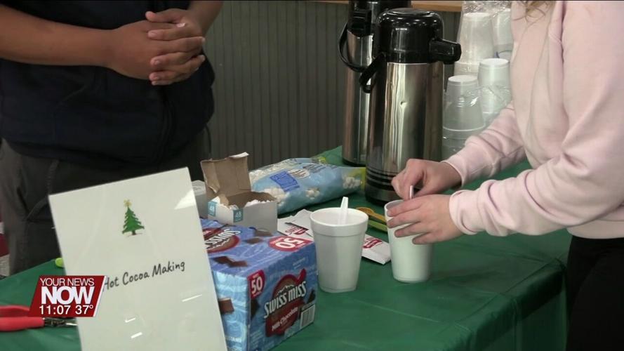Early education students practice teaching at Holiday Family Learning Night